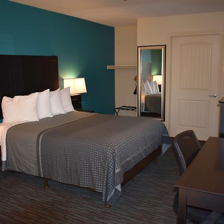 Best Western Apricot Inn Chaney Ranch Exterior photo