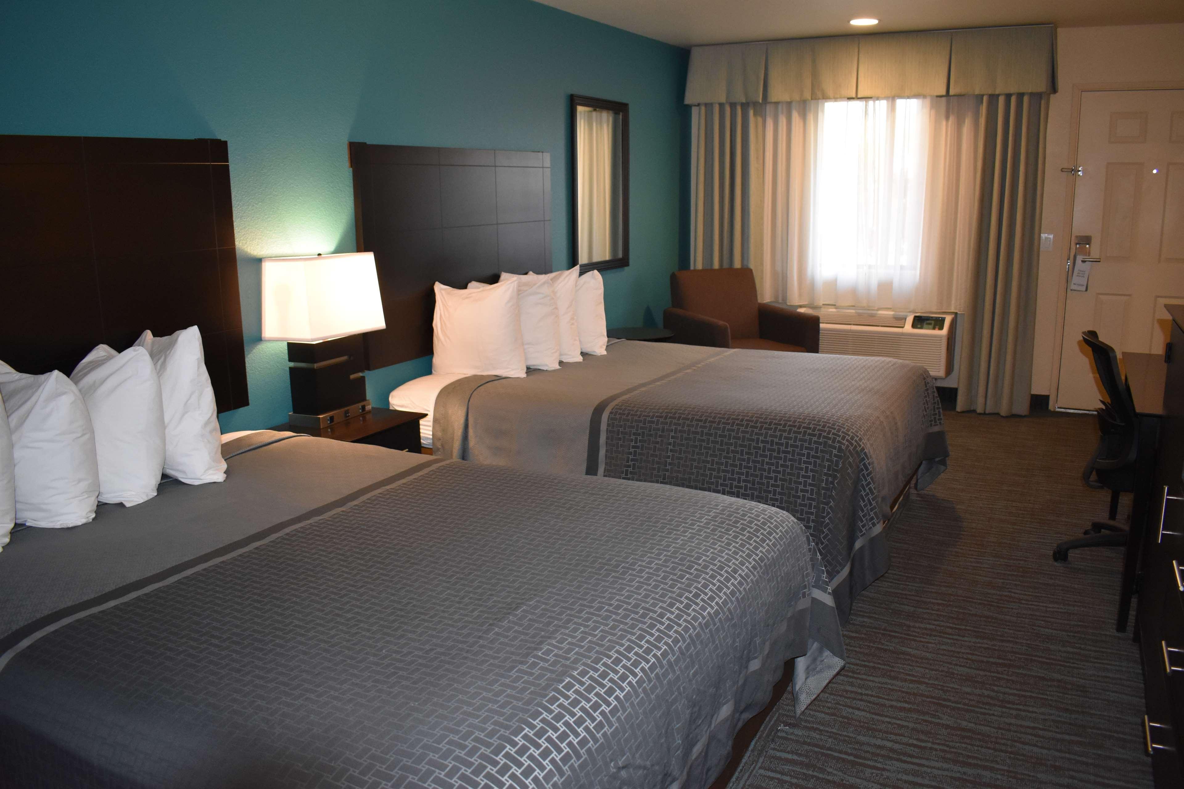 Best Western Apricot Inn Chaney Ranch Exterior photo