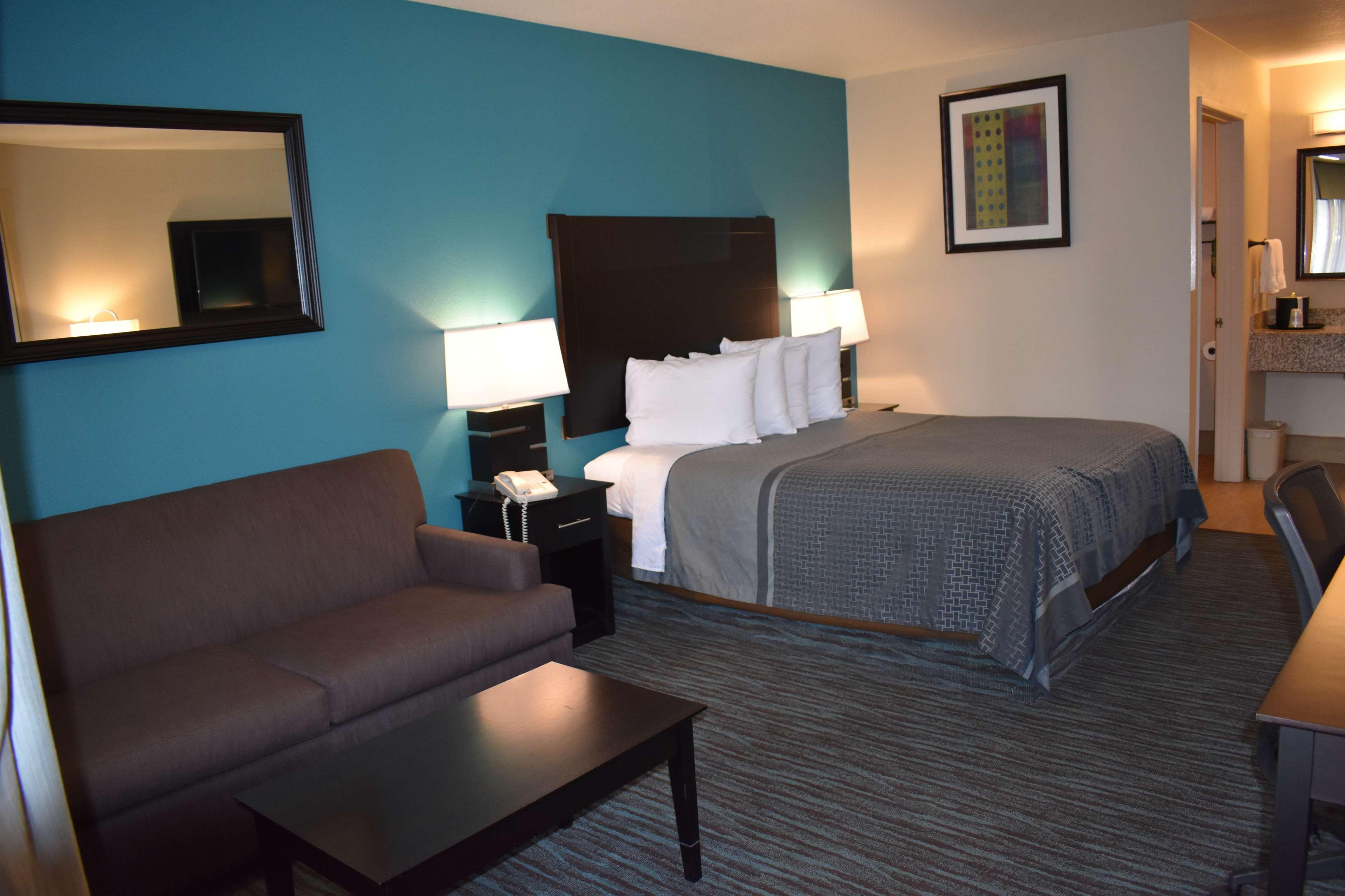 Best Western Apricot Inn Chaney Ranch Exterior photo